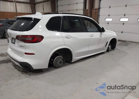 2020 BMW X5 xDrive40I z USA, uszkodzony, nr VIN 5UXCR6C00L9D70528